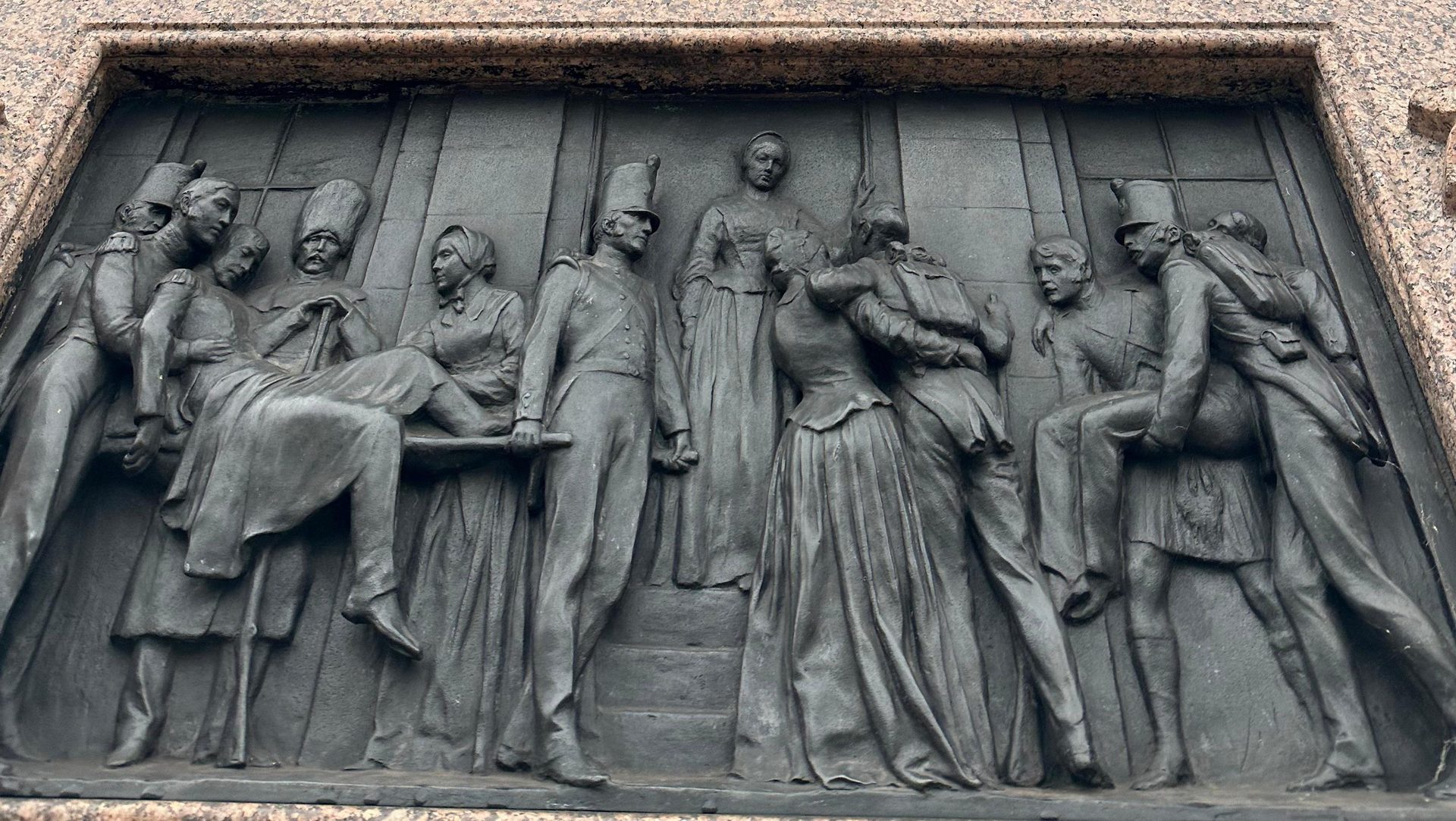 Florence Nightingale memorial, London (by Isabella Pulci) - 01.jpeg